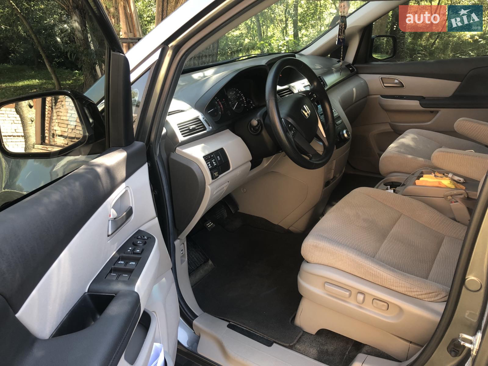 2011 Honda Odyssey - мініатюра 5