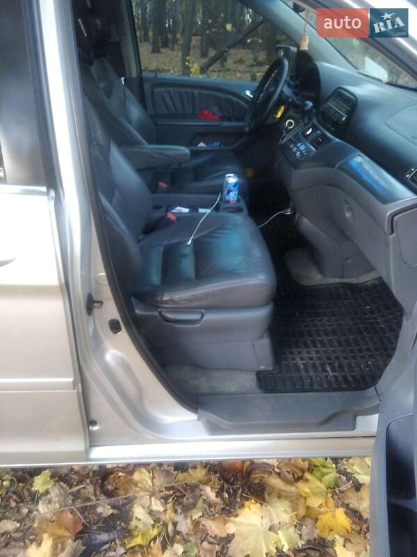 Минивэн Honda Odyssey 2006 в Киеве