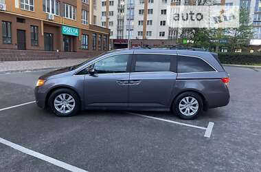 Минивэн Honda Odyssey 2015 в Вишневом