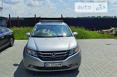 Минивэн Honda Odyssey 2016 в Львове