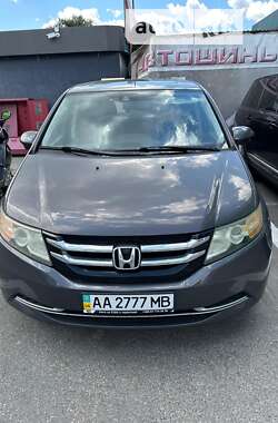 Минивэн Honda Odyssey 2014 в Киеве