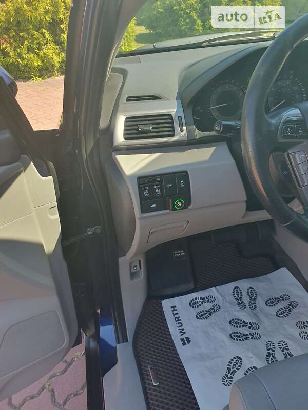 Минивэн Honda Odyssey 2014 в Хмельницком