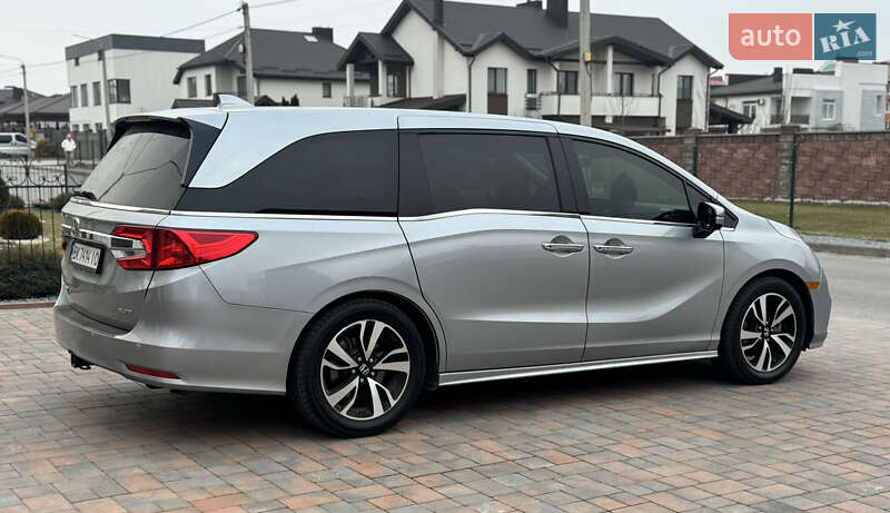 Мінівен Honda Odyssey 2017 в Рівному
