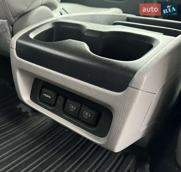 Мінівен Honda Odyssey 2017 в Рівному