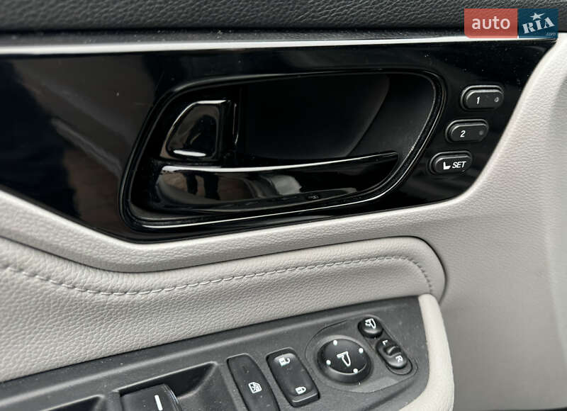 Мінівен Honda Odyssey 2017 в Рівному