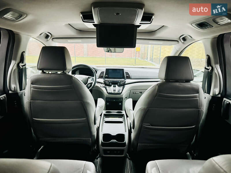 Мінівен Honda Odyssey 2017 в Рівному