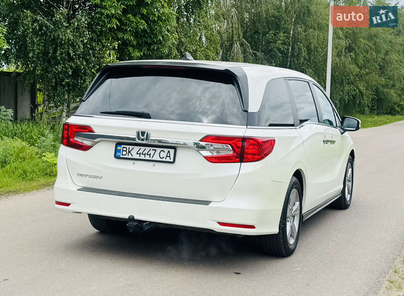 Минивэн Honda Odyssey 2018 в Ровно