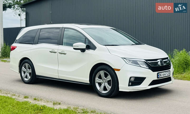 Минивэн Honda Odyssey 2018 в Ровно