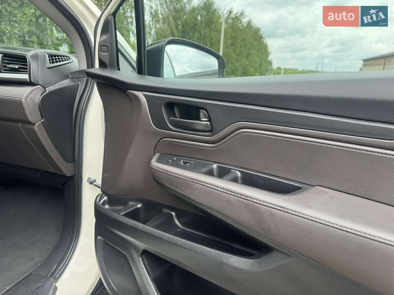 Минивэн Honda Odyssey 2018 в Ровно