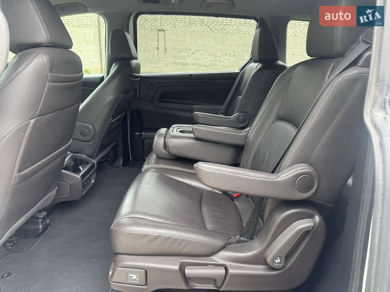 Минивэн Honda Odyssey 2018 в Ровно