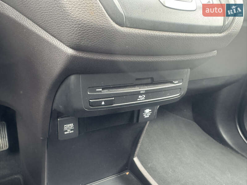 Минивэн Honda Odyssey 2018 в Ровно