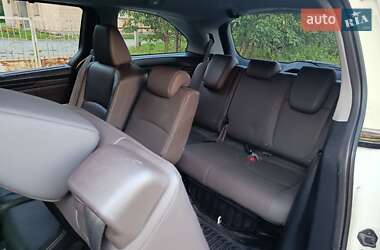 Минивэн Honda Odyssey 2018 в 