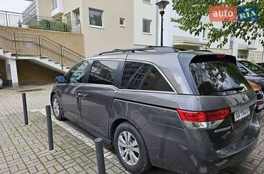Минивэн Honda Odyssey 2017 в 