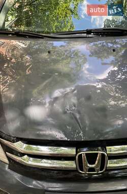 Минивэн Honda Odyssey 2016 в 