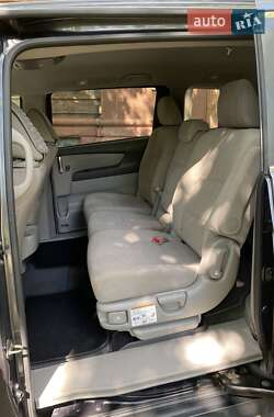 Минивэн Honda Odyssey 2016 в 