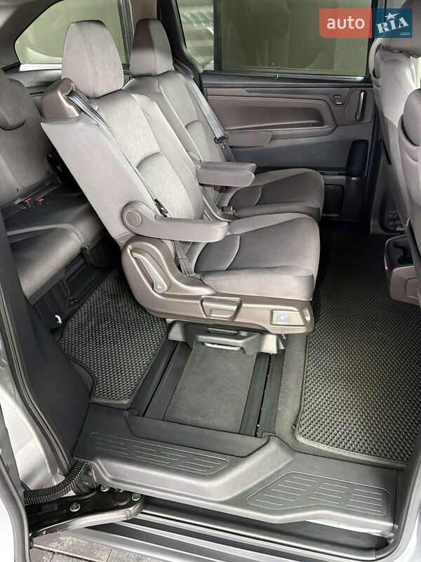 Мінівен Honda Odyssey 2017 в Сарнах