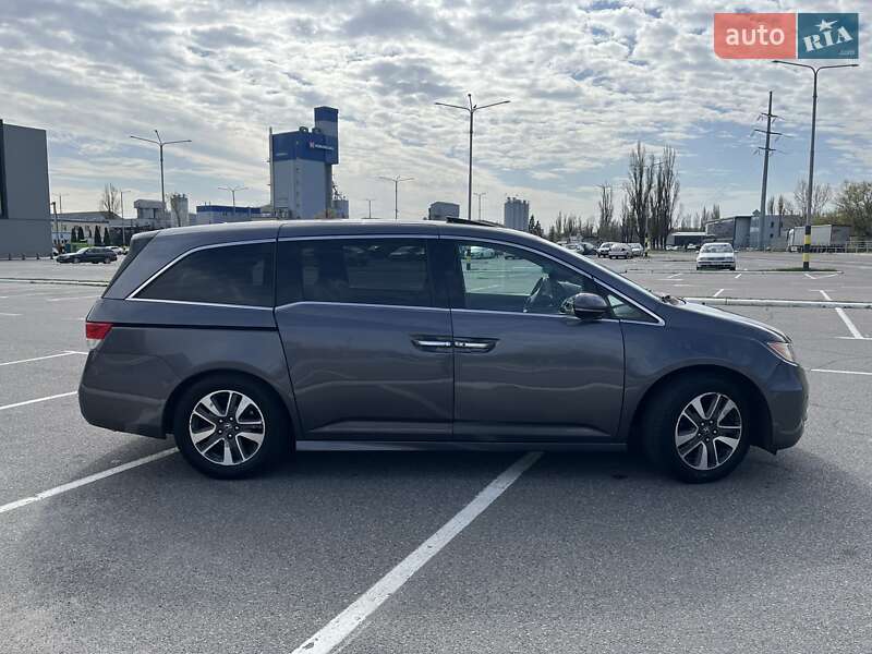 Мінівен Honda Odyssey 2013 в Києві фото 6 Мінівен Honda Odyssey 2013 в Києві