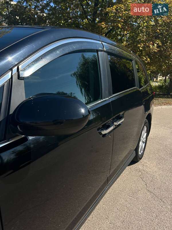 Минивэн Honda Odyssey 2016 в Броварах