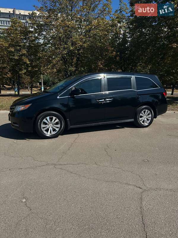 Минивэн Honda Odyssey 2016 в Броварах