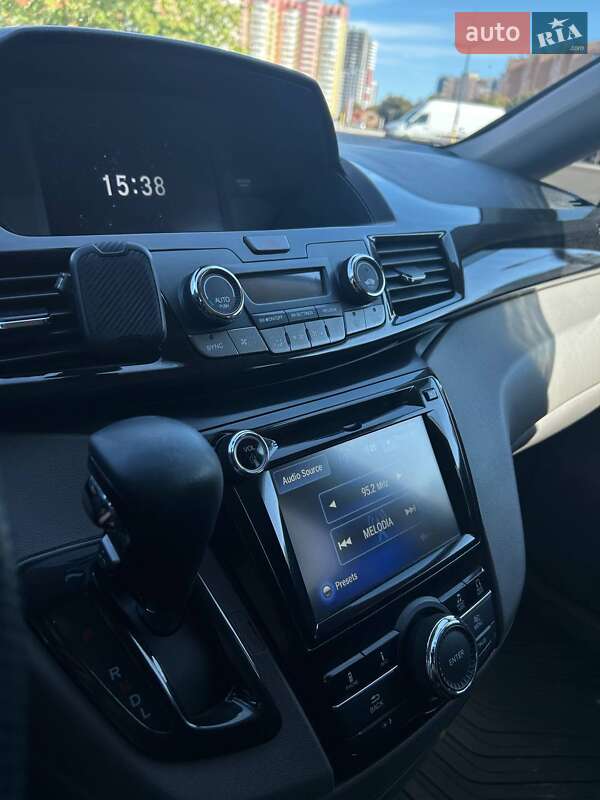Минивэн Honda Odyssey 2016 в Броварах