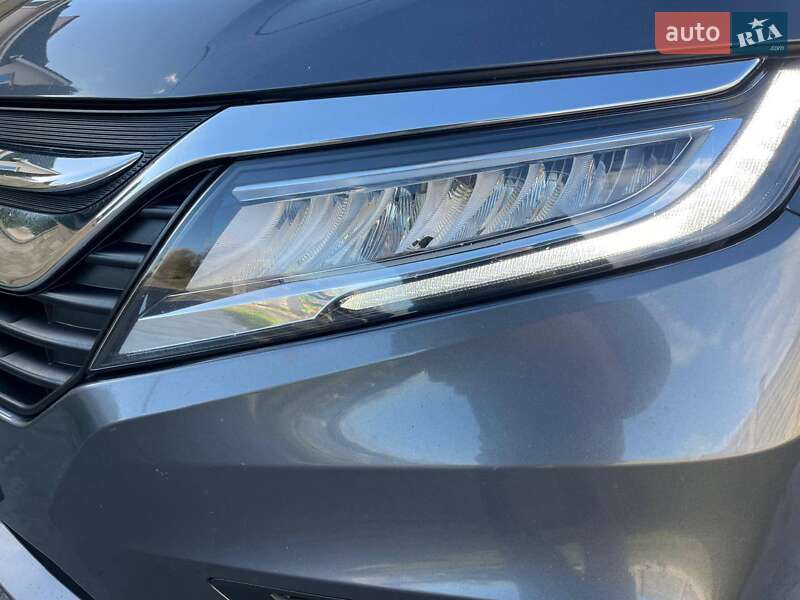 Минивэн Honda Odyssey 2017 в Киеве фото 5 Минивэн Honda Odyssey 2017 в Киеве