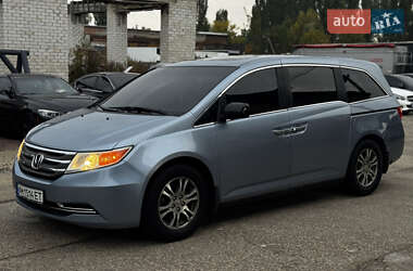 Минивэн Honda Odyssey 2013 в 