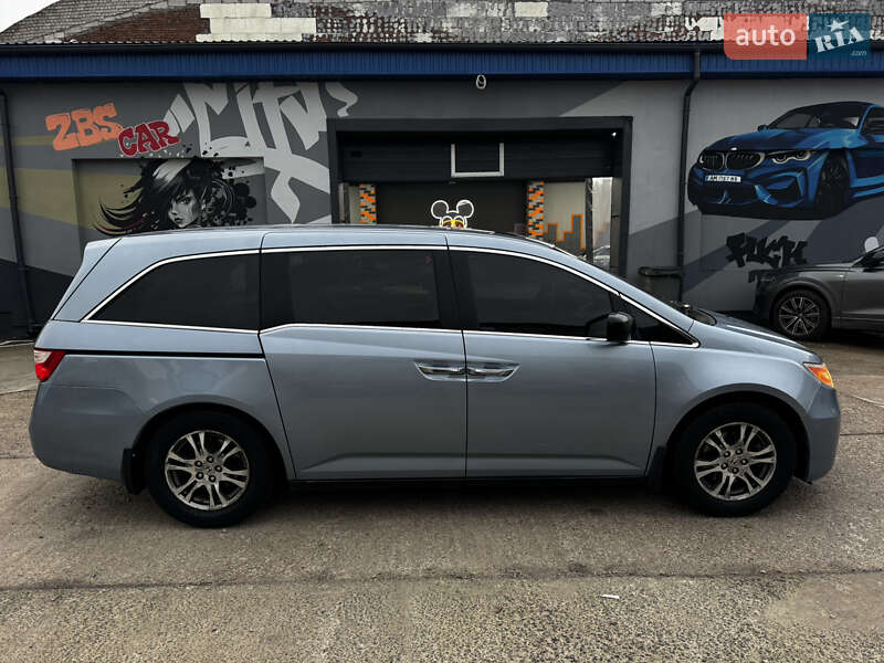 Мінівен Honda Odyssey 2013 в Житомирі фото 7 Мінівен Honda Odyssey 2013 в Житомирі