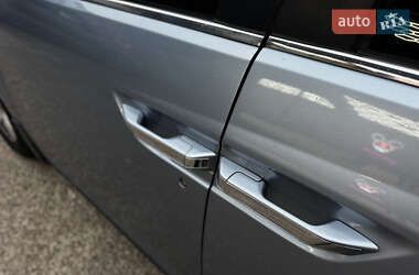 Минивэн Honda Odyssey 2013 в 