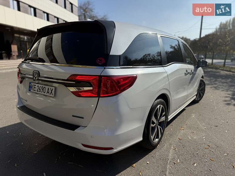 Минивэн Honda Odyssey 2022 в Днепре фото 8 Минивэн Honda Odyssey 2022 в Днепре