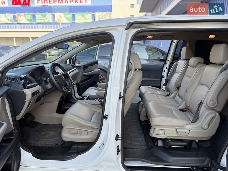 Минивэн Honda Odyssey 2022 в Днепре фото 30 Минивэн Honda Odyssey 2022 в Днепре