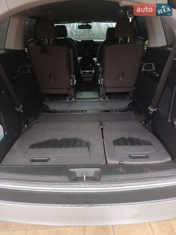 Минивэн Honda Odyssey 2019 в Дмитровке фото 12 Минивэн Honda Odyssey 2019 в Дмитровке