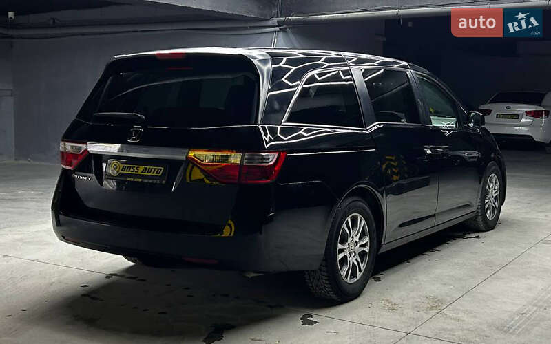 Минивэн Honda Odyssey 2012 в Черновцах