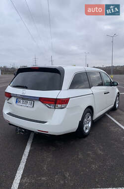 Минивэн Honda Odyssey 2016 в Ровно