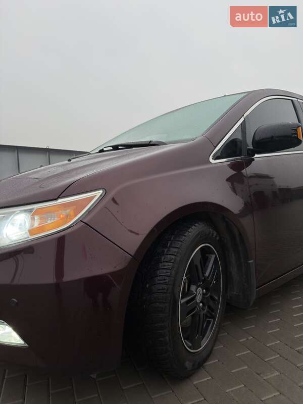 Мінівен Honda Odyssey 2012 в Хусті