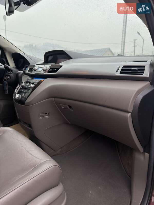 Мінівен Honda Odyssey 2012 в Хусті