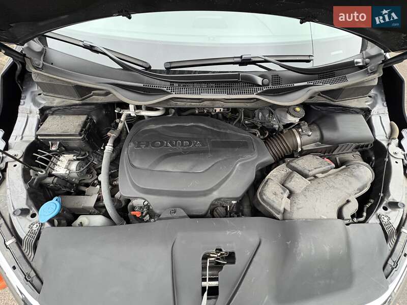 Мінівен Honda Odyssey 2024 в Києві