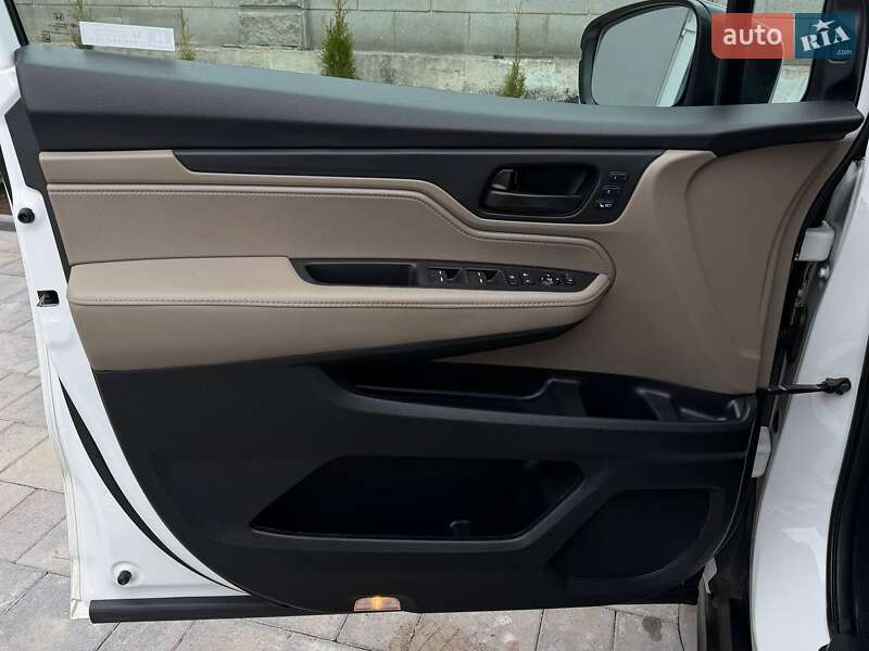Минивэн Honda Odyssey 2021 в Ровно