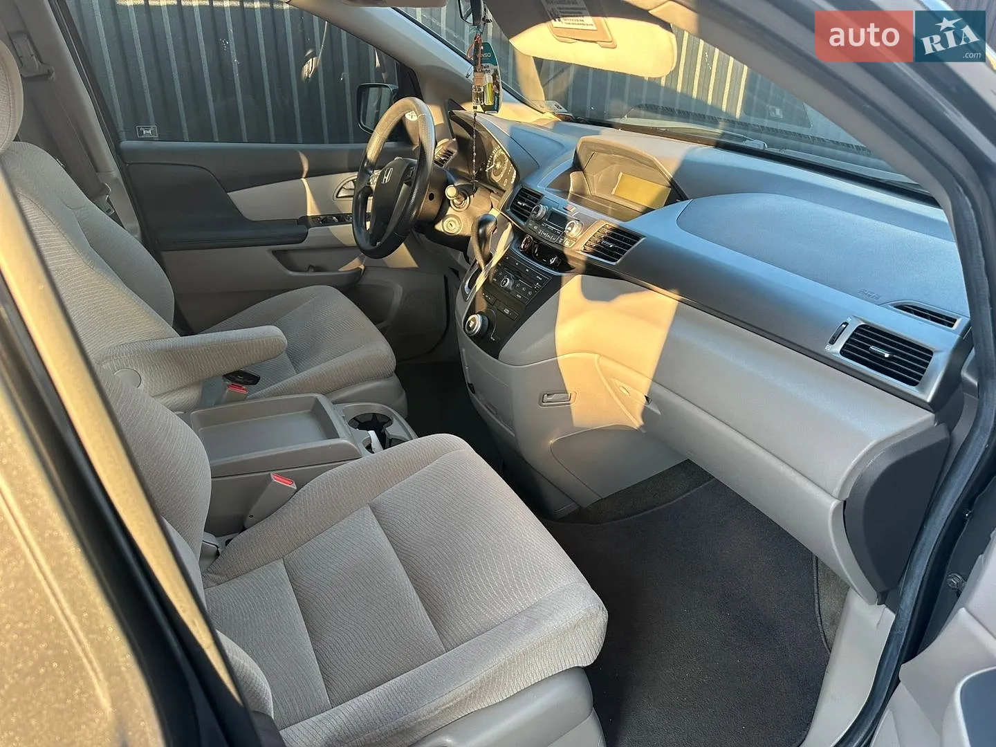 2011 Honda Odyssey - мініатюра 6
