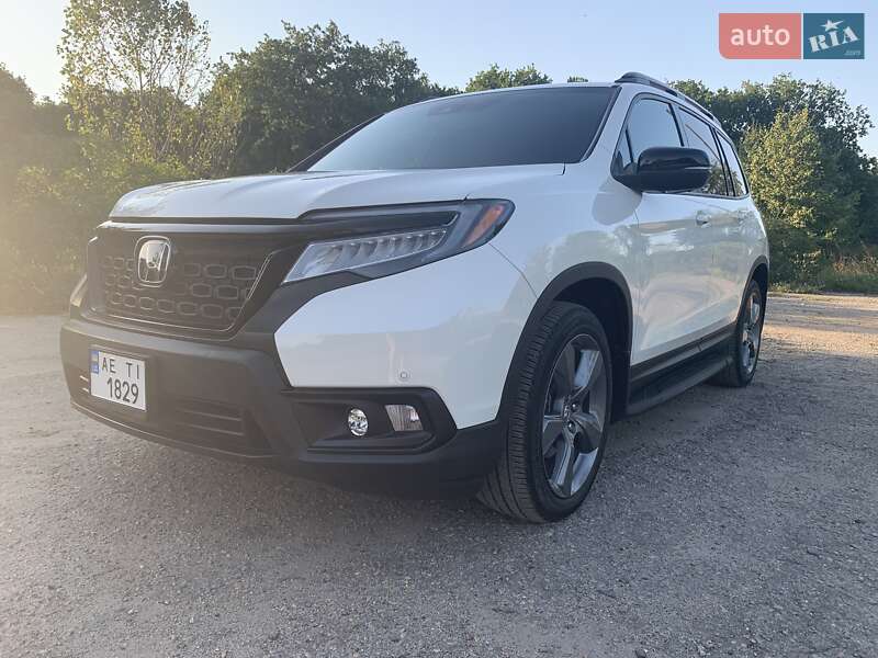 Внедорожник / Кроссовер Honda Passport 2019 в Новомосковске