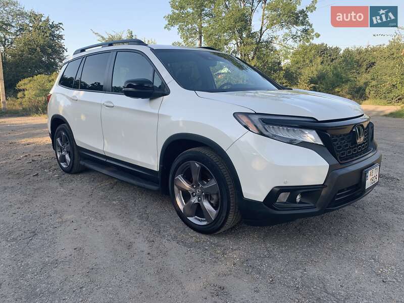 Внедорожник / Кроссовер Honda Passport 2019 в Новомосковске