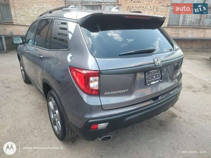 Внедорожник / Кроссовер Honda Passport 2019 в Киеве