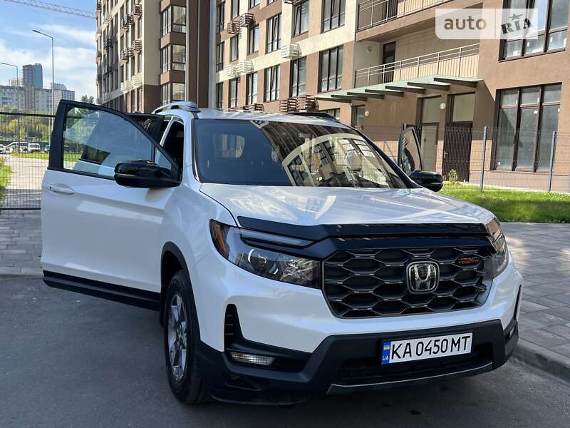 Внедорожник / Кроссовер Honda Passport 2022 в Киеве