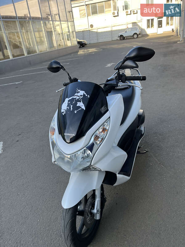 Скутер Honda PCX 125 2014 в Одесі