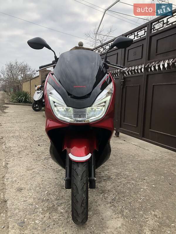 Грузовые мотороллеры, мотоциклы, скутеры, мопеды Honda PCX 125 2020 в Одессе