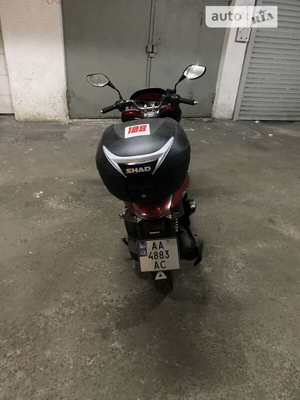 Мотороллер Honda PCX 125 2012 в Киеве