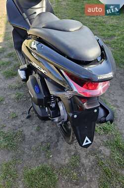 Макси-скутер Honda PCX 125 2014 в 