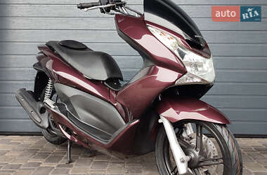 Макси-скутер Honda PCX 125 2014 в Белой Церкви