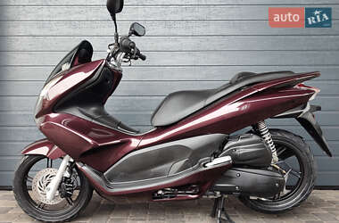 Макси-скутер Honda PCX 125 2014 в 
