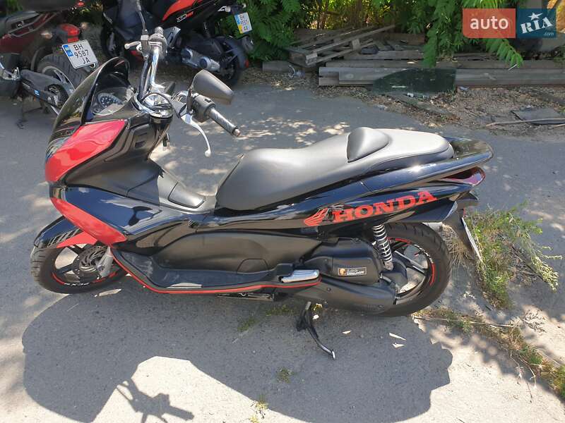 Макси-скутер Honda PCX 125 2014 в Одессе фото 7 Макси-скутер Honda PCX 125 2014 в Одессе