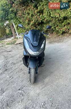 Вантажні моторолери, мотоцикли, скутери, мопеди Honda PCX 125 2023 в 